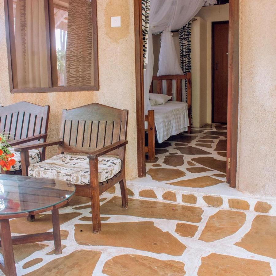 Kijani Cottages Diani Диани-Бич Экстерьер фото