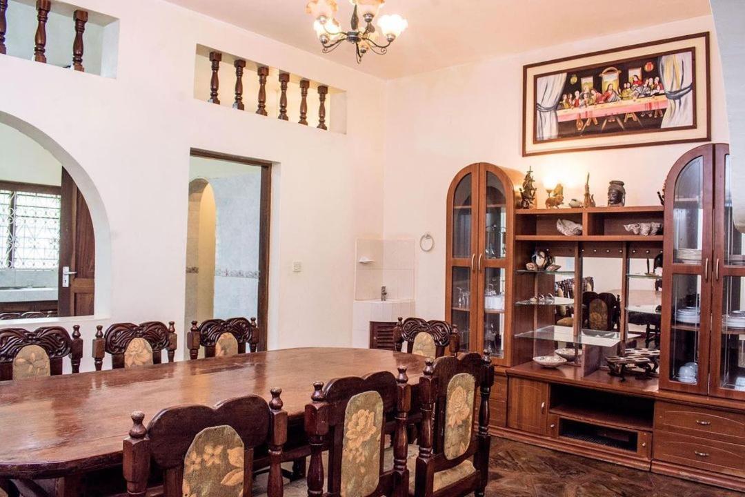 Kijani Cottages Diani Диани-Бич Экстерьер фото